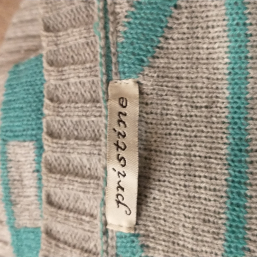 Cardigan - Picture 4 of 5